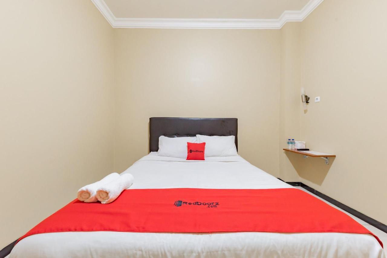 Hotel Reddoorz At Pahlawan Street Samarinda